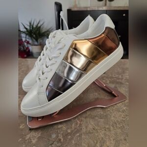 KURT GEIGER LONDONWomen's Lane Multi Stripe Low Top Sneakers.  SIZE 40   9- 9.5